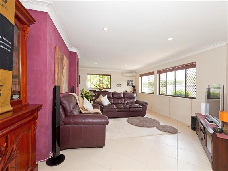 1 Oak Street, Ormiston QLD 4160