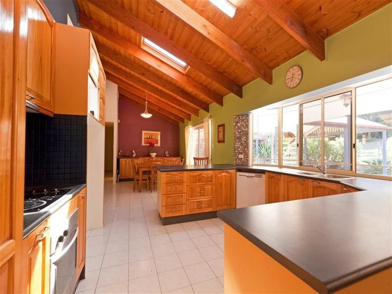 26 Lorikeet Drive, Thornlands QLD 4164