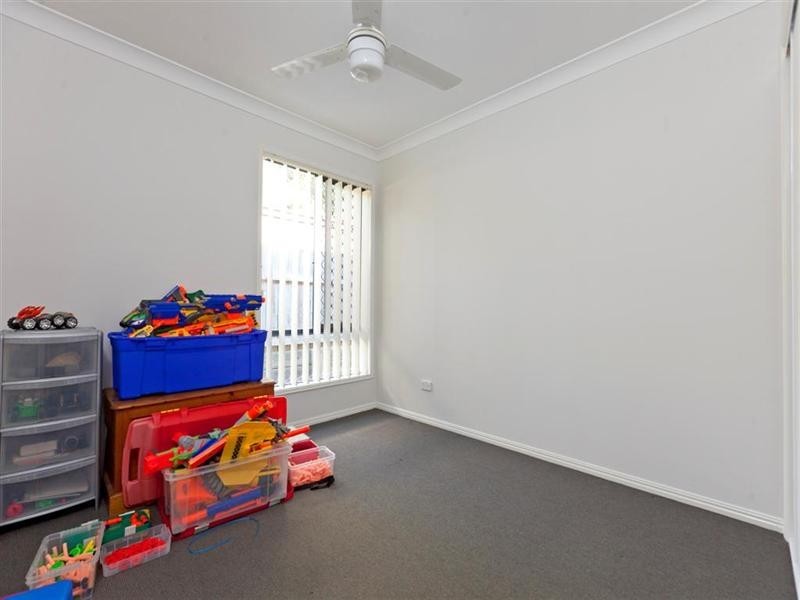 1 Tallis Street, Wakerley QLD 4154