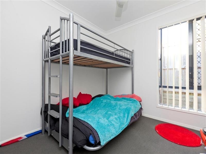 1 Tallis Street, Wakerley QLD 4154