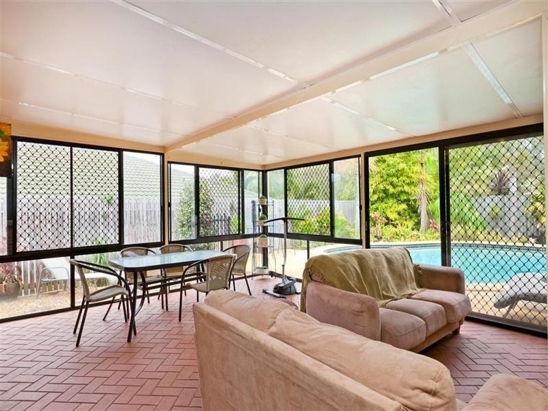 9 Farnham Street, Wellington Point QLD 4160