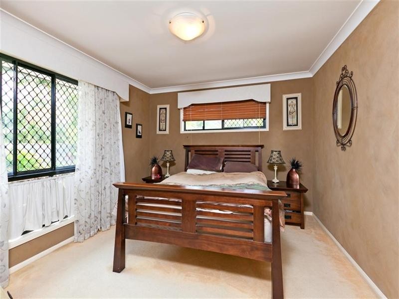 9 Farnham Street, Wellington Point QLD 4160