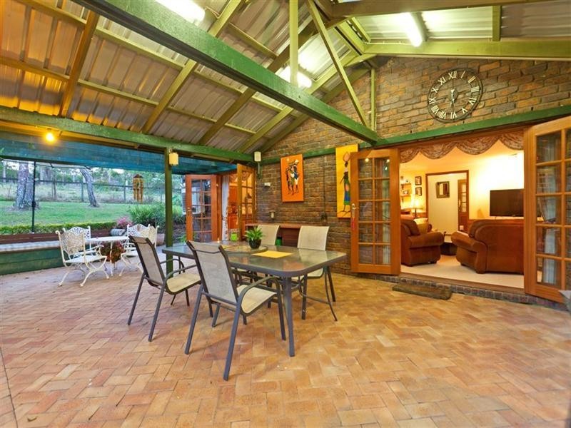 50 Prout Road, Mackenzie QLD 4156