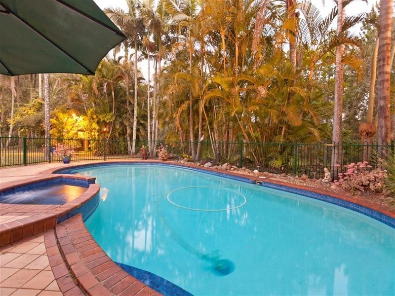 50 Prout Road, Mackenzie QLD 4156