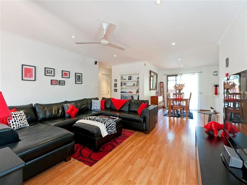 15 Julieanne Court, Cleveland QLD 4163