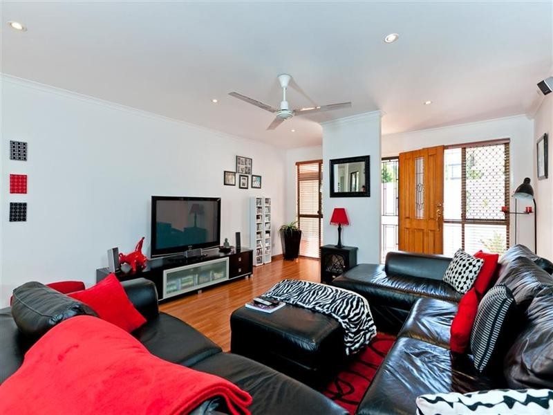 15 Julieanne Court, Cleveland QLD 4163