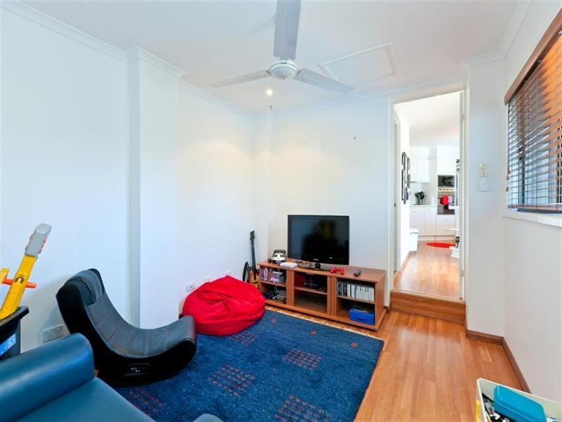 15 Julieanne Court, Cleveland QLD 4163