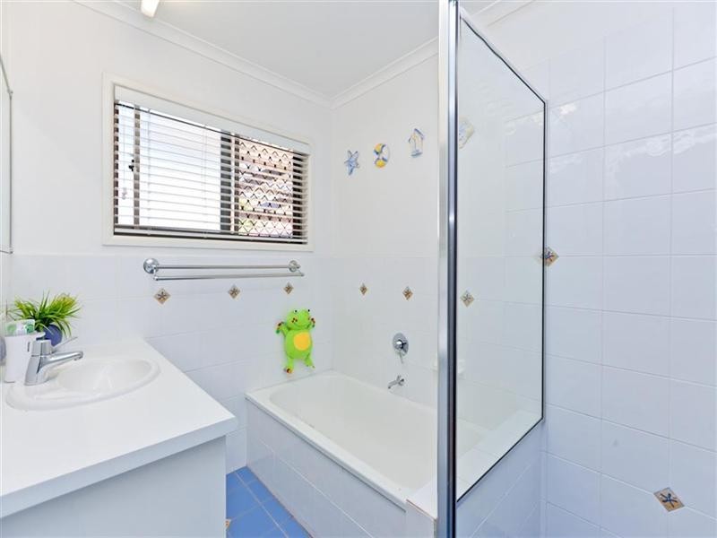 15 Julieanne Court, Cleveland QLD 4163