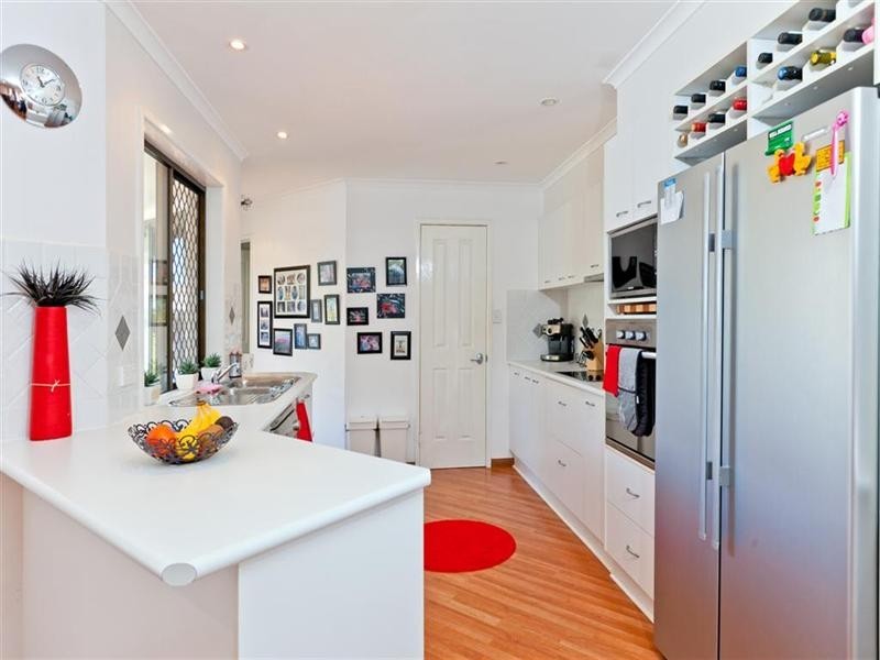 15 Julieanne Court, Cleveland QLD 4163