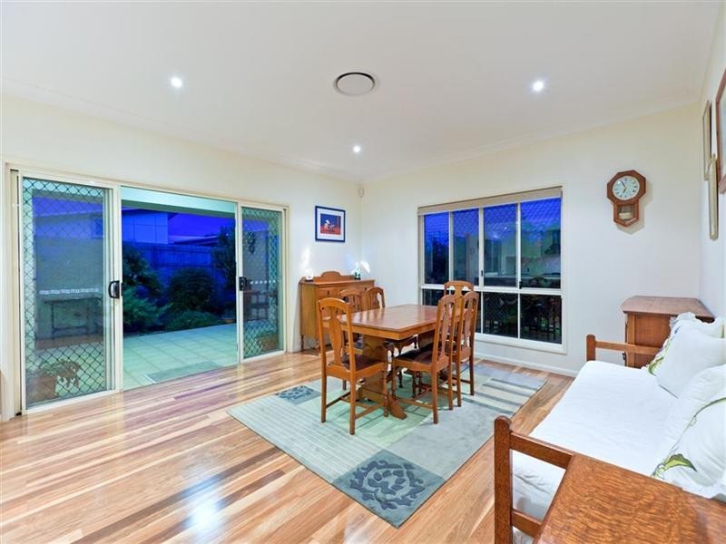3 Pitman Place, Redland Bay QLD 4165