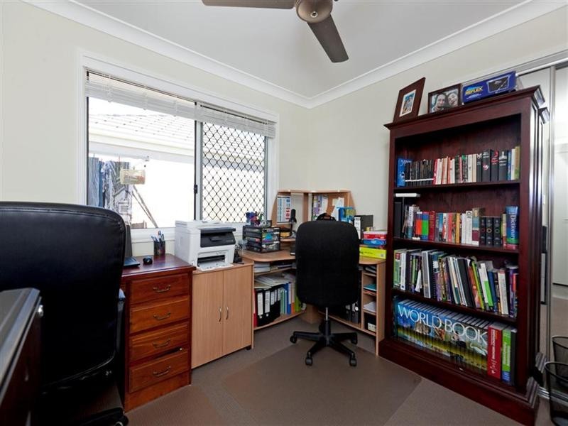 49 Worchester Crescent, Wakerley QLD 4154