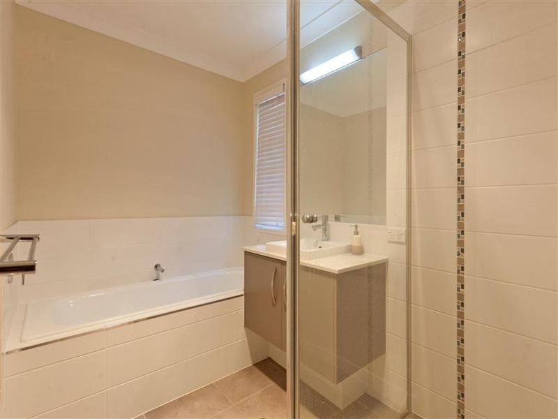 49 Worchester Crescent, Wakerley QLD 4154