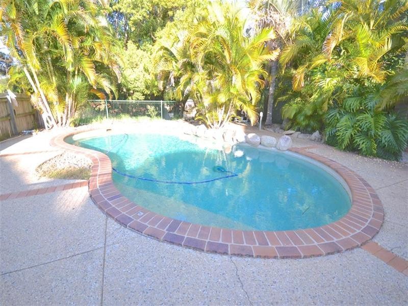 11 Fernbourne Road, Wellington Point QLD 4160