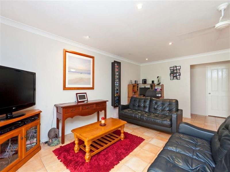 73 Collingwood Road, Birkdale QLD 4159