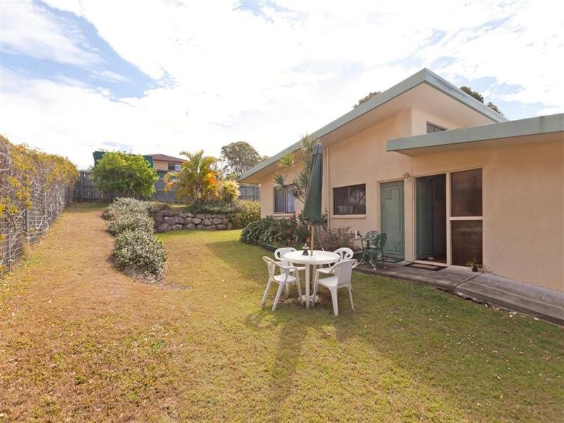 52 Agnes Street, Birkdale QLD 4159