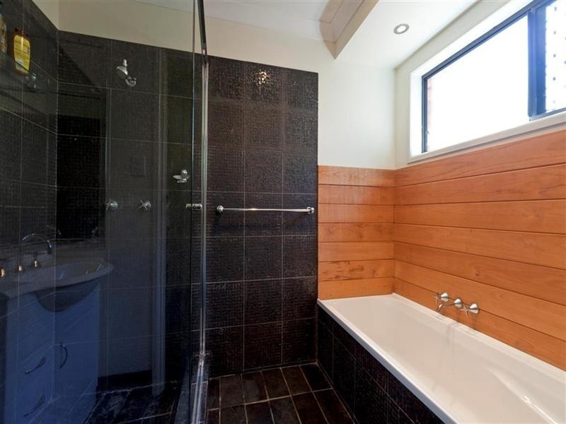 254 Bloomfield Street, Cleveland QLD 4163