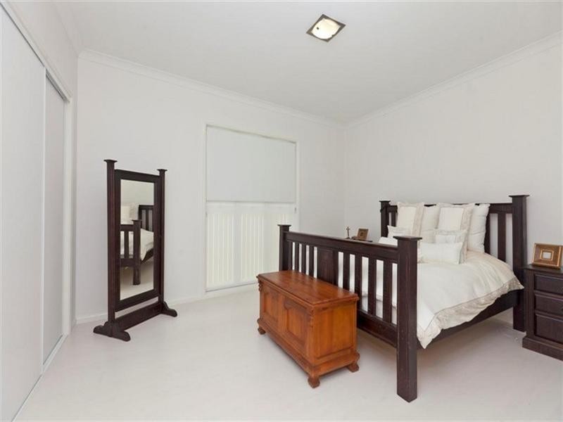 280 Queens Esplanade, Thorneside QLD 4158