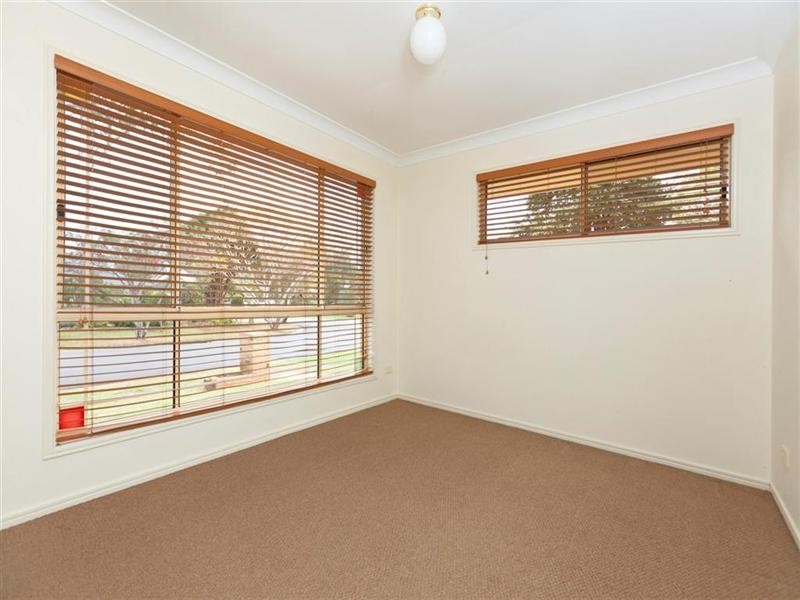 2 Parklane Road, Victoria Point QLD 4165