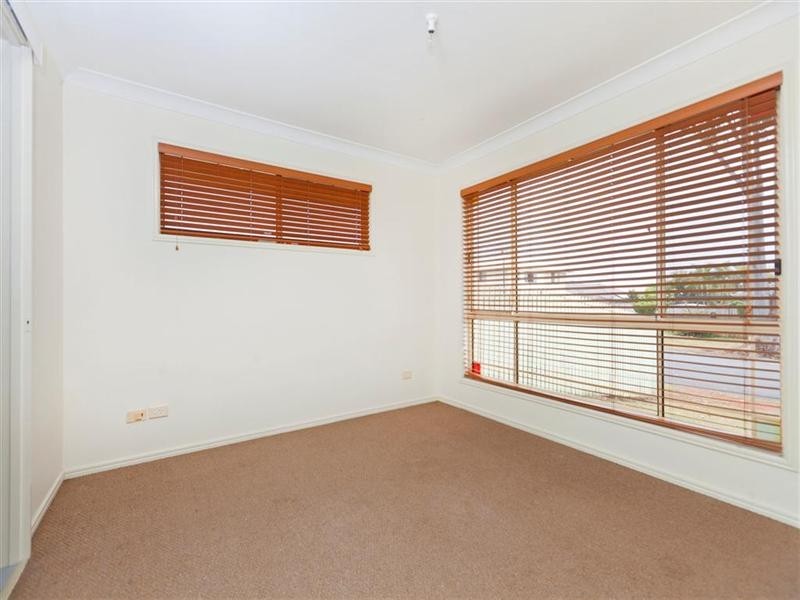 2 Parklane Road, Victoria Point QLD 4165