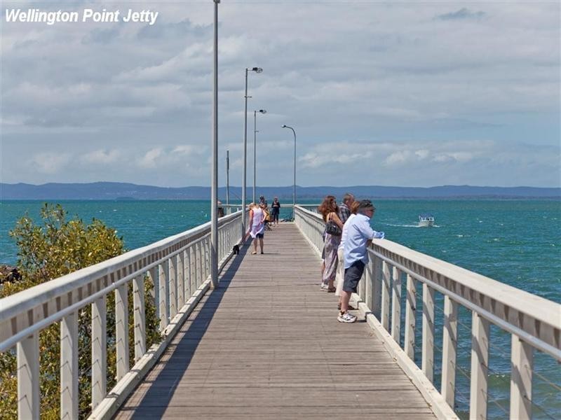 221 Main Road, Wellington Point QLD 4160