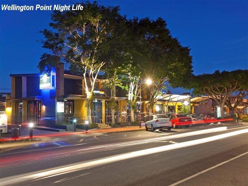 221 Main Road, Wellington Point QLD 4160