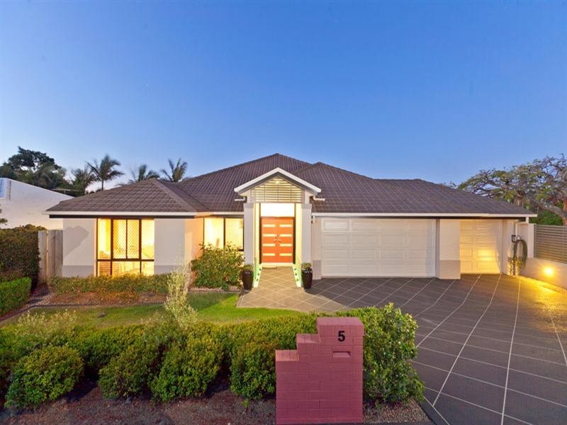 5 Waterview Place, Birkdale QLD 4159