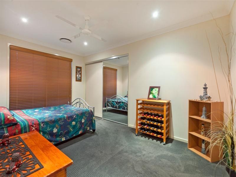 5 Waterview Place, Birkdale QLD 4159