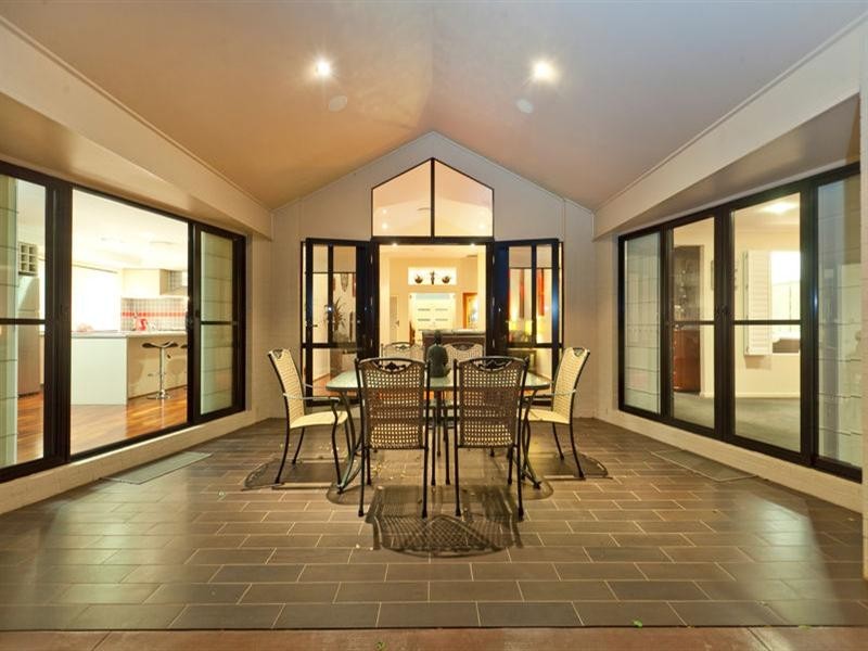 5 Waterview Place, Birkdale QLD 4159