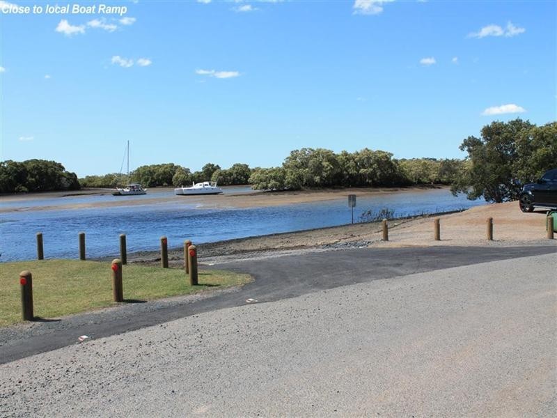 61 Ferry Road, Thorneside QLD 4158