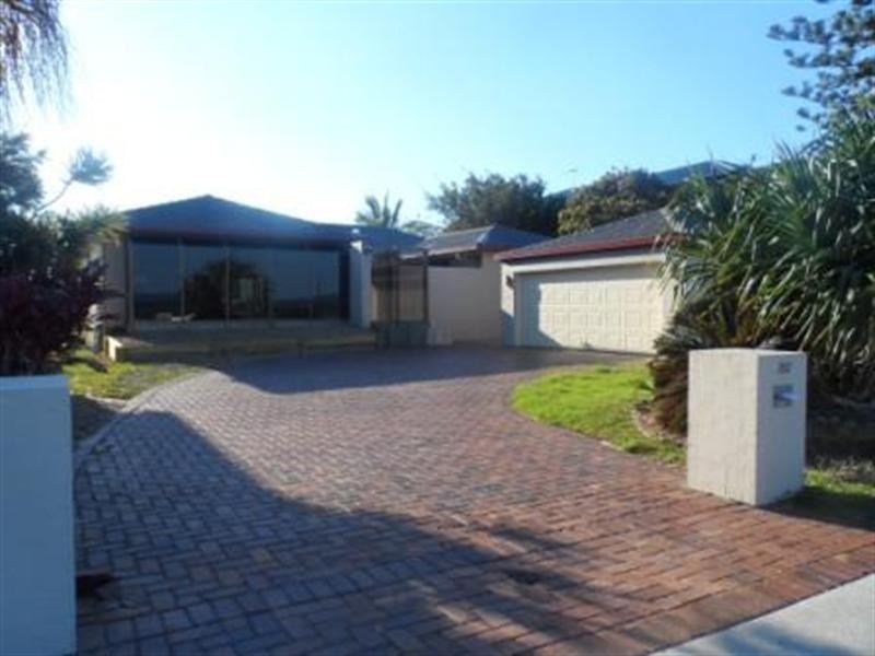 202 Shore Street North, Cleveland QLD 4163