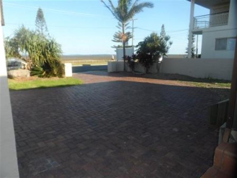 202 Shore Street North, Cleveland QLD 4163