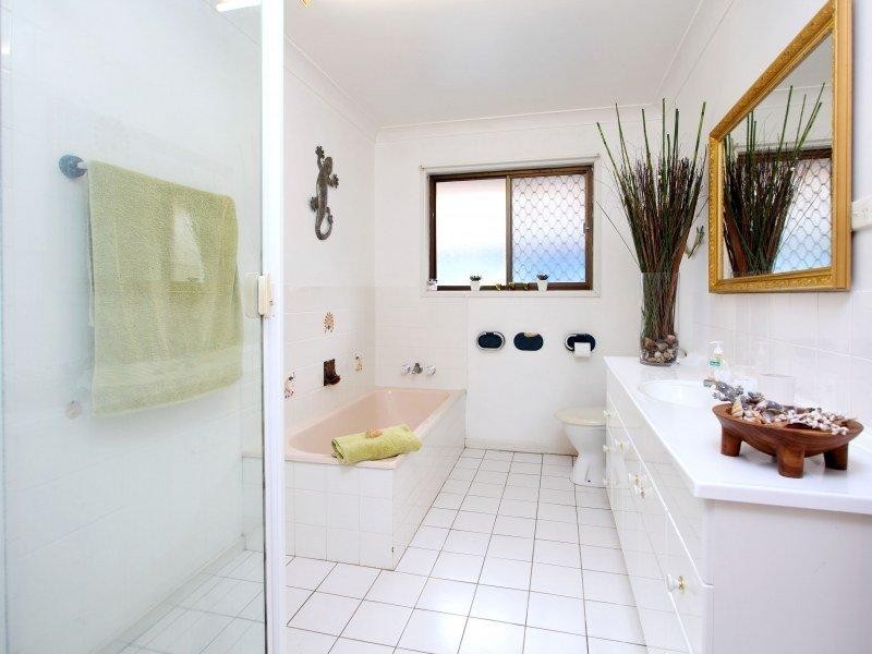 228 MOOROONDU Road, Thorneside QLD 4158