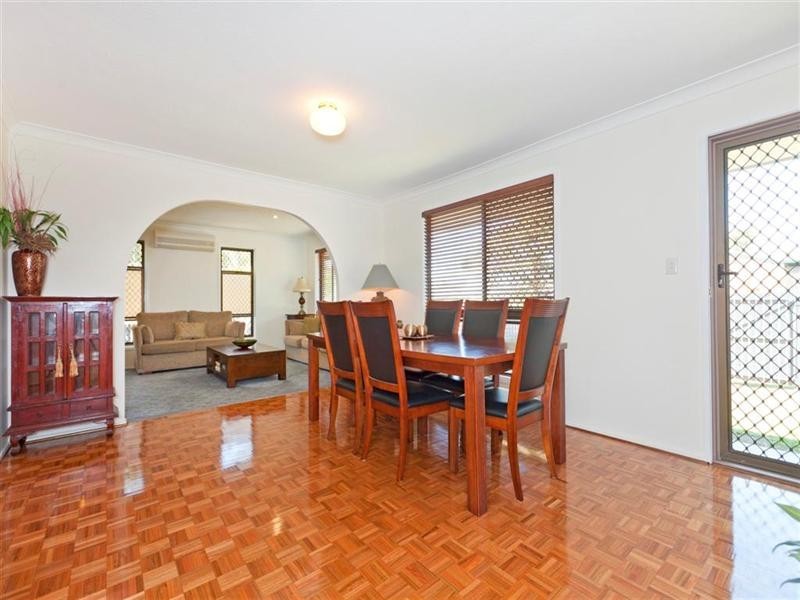 13 Phillip Street, Cleveland QLD 4163