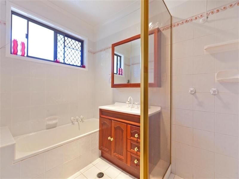 13 Phillip Street, Cleveland QLD 4163