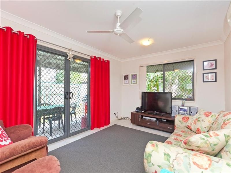 2/60 Queen Street, Cleveland QLD 4163