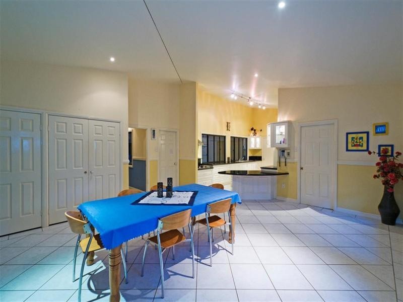 720 London Road, Chandler QLD 4155