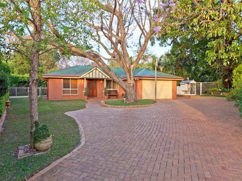 13 Jennifer Street, Birkdale QLD 4159