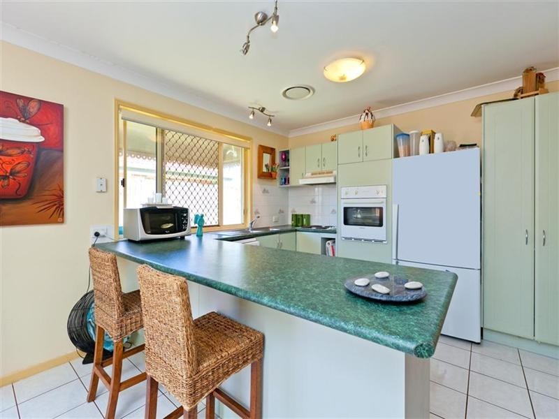 9 Minetta Street, Victoria Point QLD 4165
