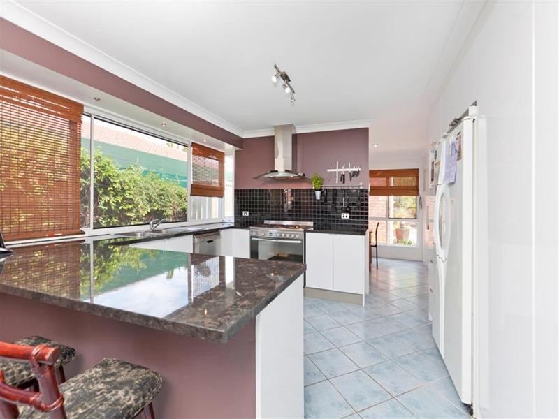 8 Champagne Crescent, Thornlands QLD 4164