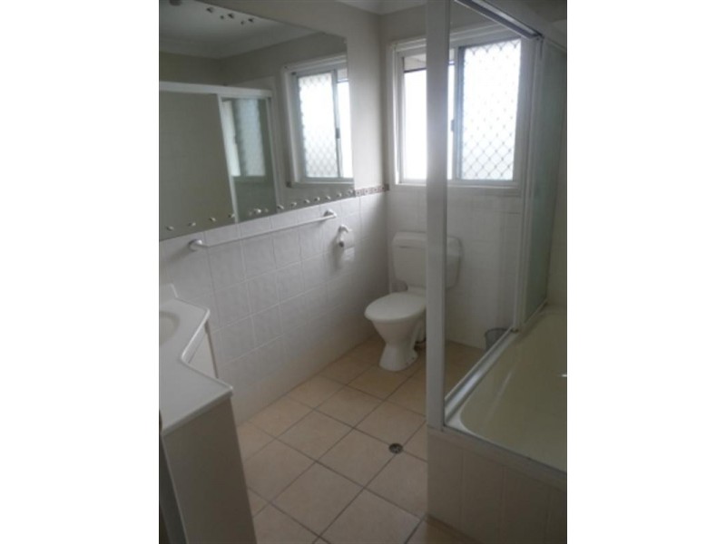 87-14 KENSINGTON Place, Birkdale QLD 4159