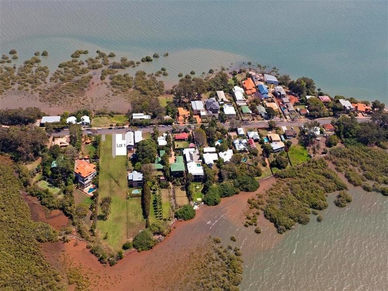 221 Main Road, Wellington Point QLD 4160