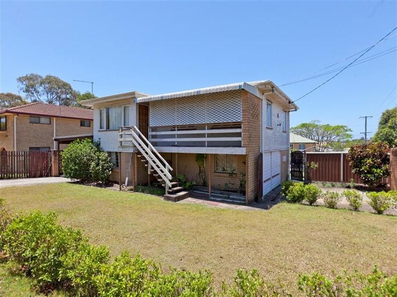 55 Bates Drive, Birkdale QLD 4159