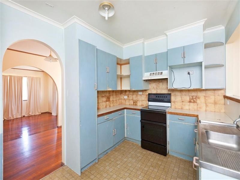 55 Bates Drive, Birkdale QLD 4159