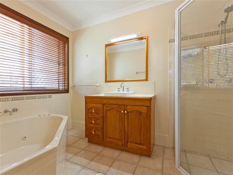 3 Day Court, Wellington Point QLD 4160