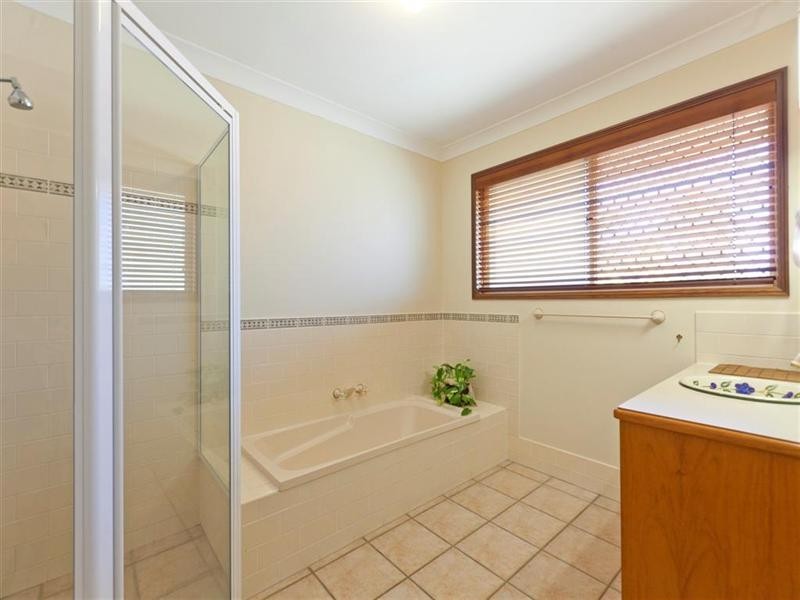 3 Day Court, Wellington Point QLD 4160