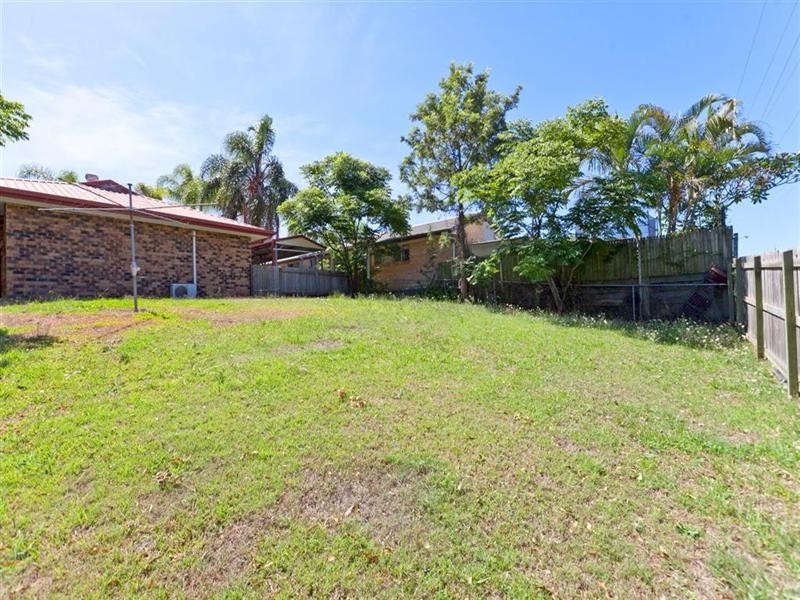32 Sunshine Drive, Cleveland QLD 4163