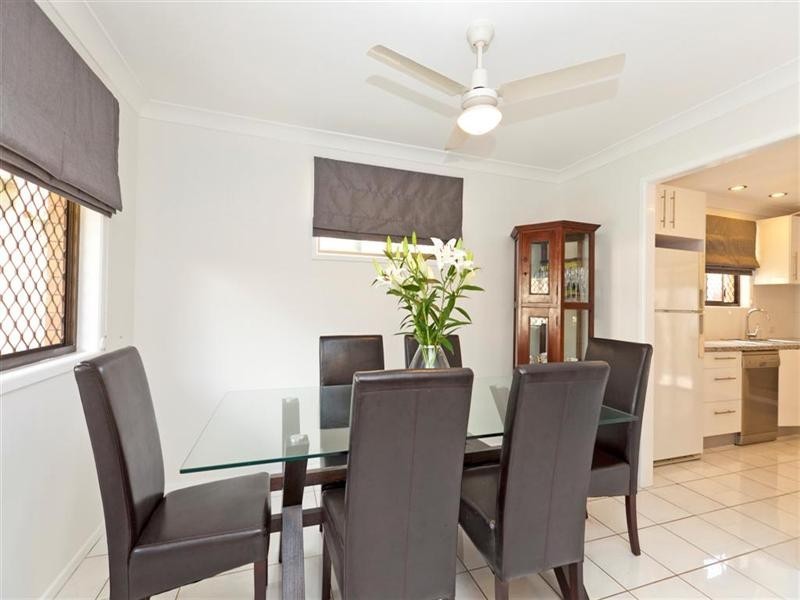 5 Estelle Street, Birkdale QLD 4159