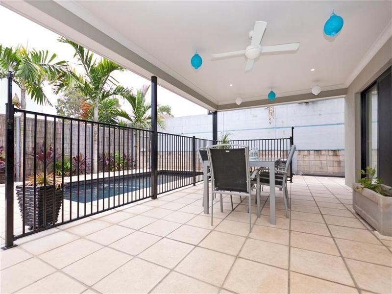 7 Elaine Place, Birkdale QLD 4159