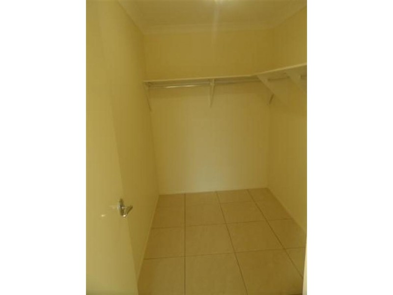 19 LOIS Place, Redland Bay QLD 4165