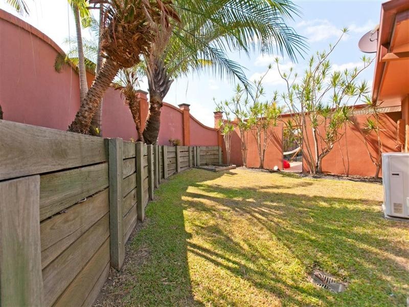 2 Matthews Way, Wakerley QLD 4154